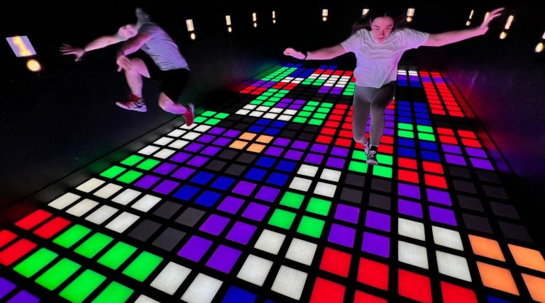 Best Interactive Games for Parties: How to Keep Your Guests Engaged All Night